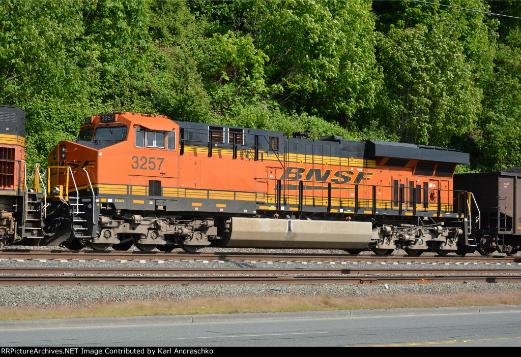 BNSF 3257